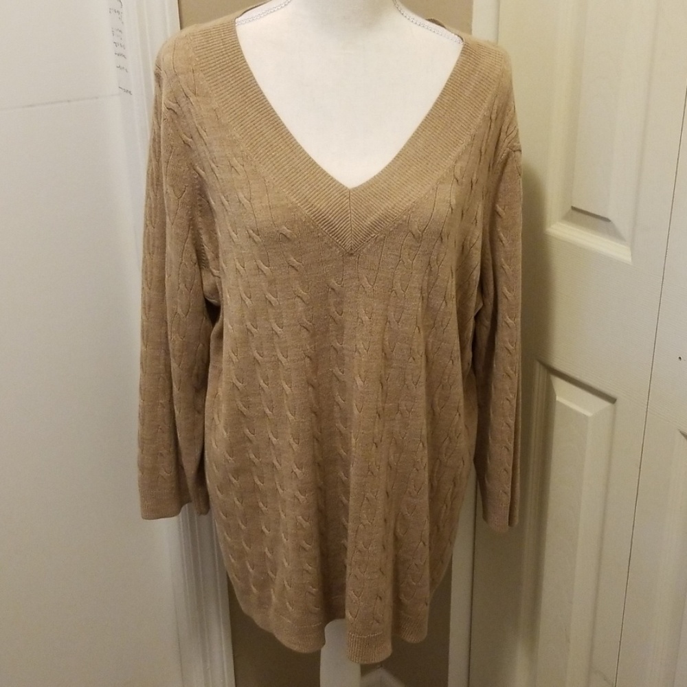 Avenue Ladies Sweater!  Like New! - Picture 8 of 8